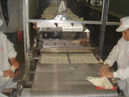 Китай Мулти функциональная свежая лапша делая машиной Мулти отжимать смеси для гуммирования валиков поставщик